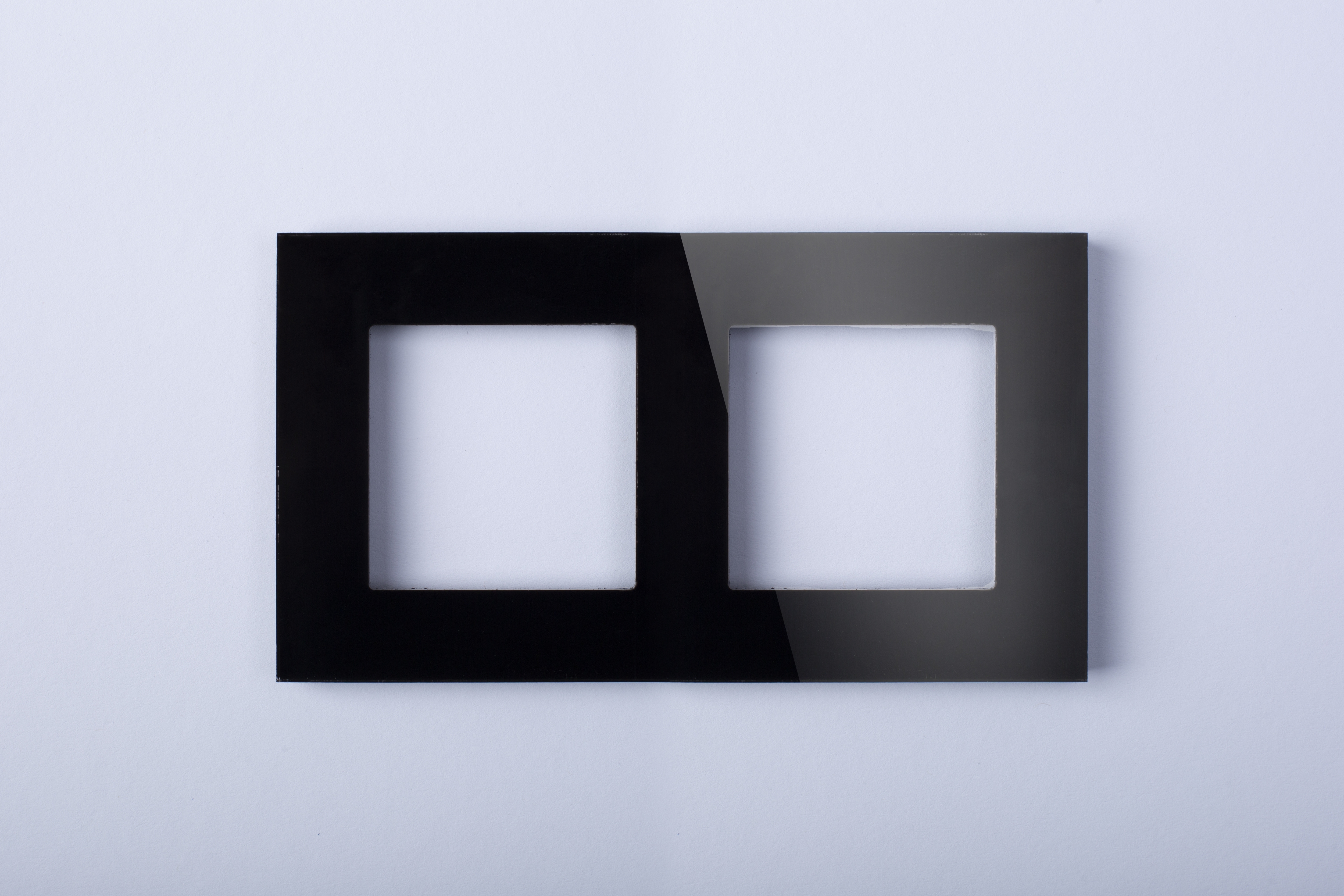 Рамка двухпостовая, чёрная, Plexiglass, коллекция, "Глянец" GC-P102-BCG