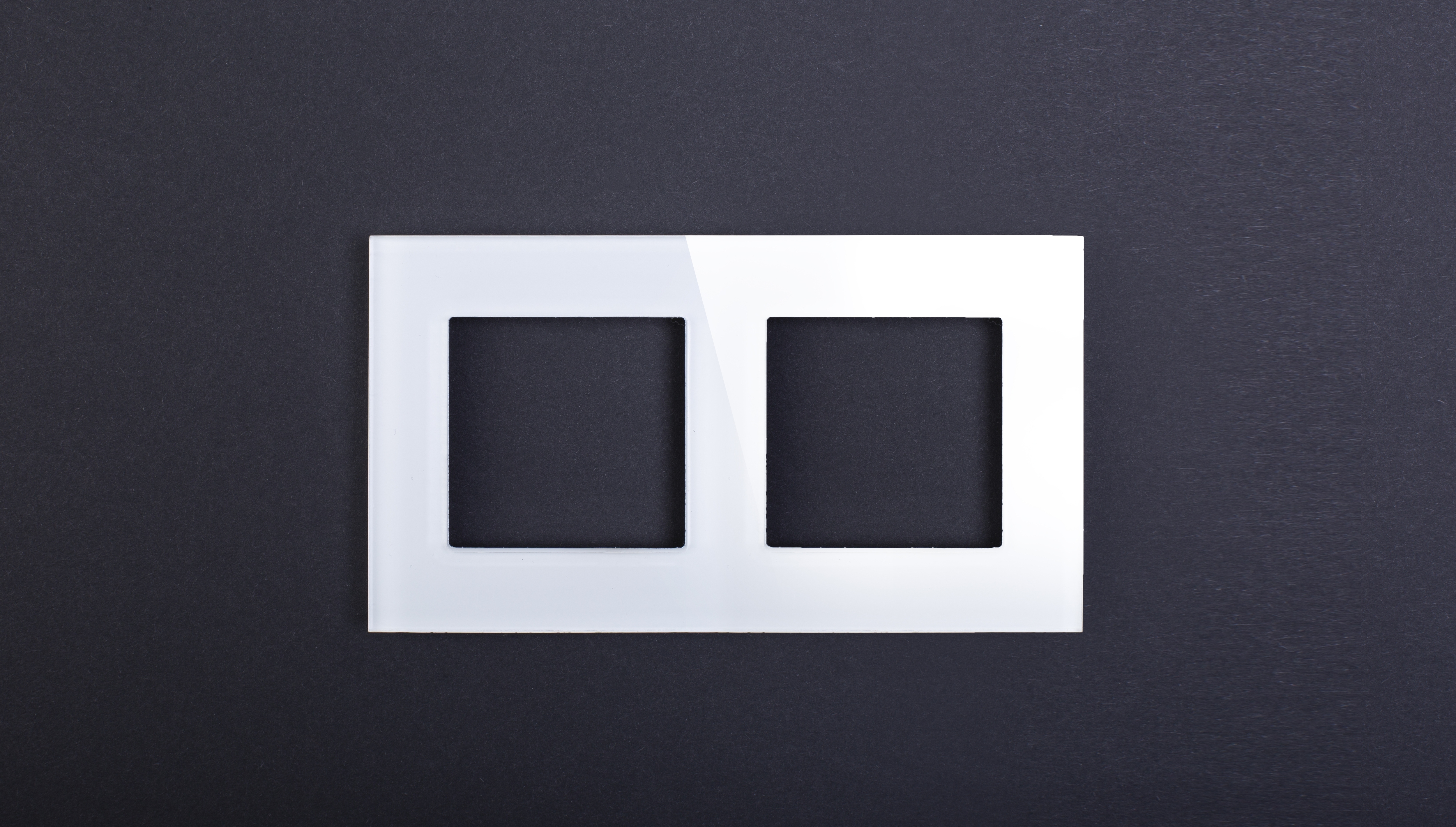 Рамка двухпостовая, белая, Plexiglass, коллекция "Глянец" GC-P102-WCG